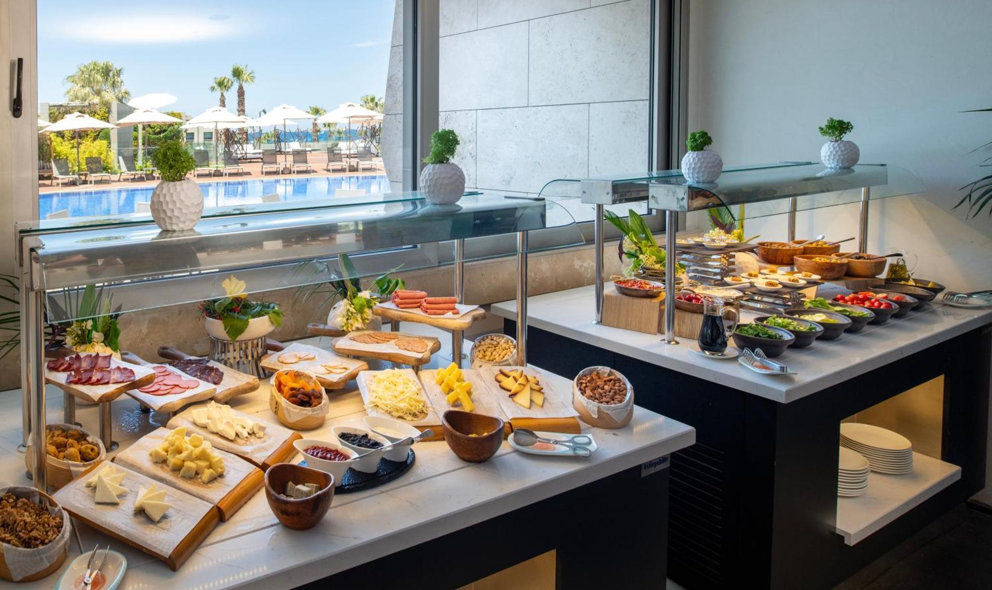 Swissotel Resort Bodrum Beach Turgutreis Exteriör bild