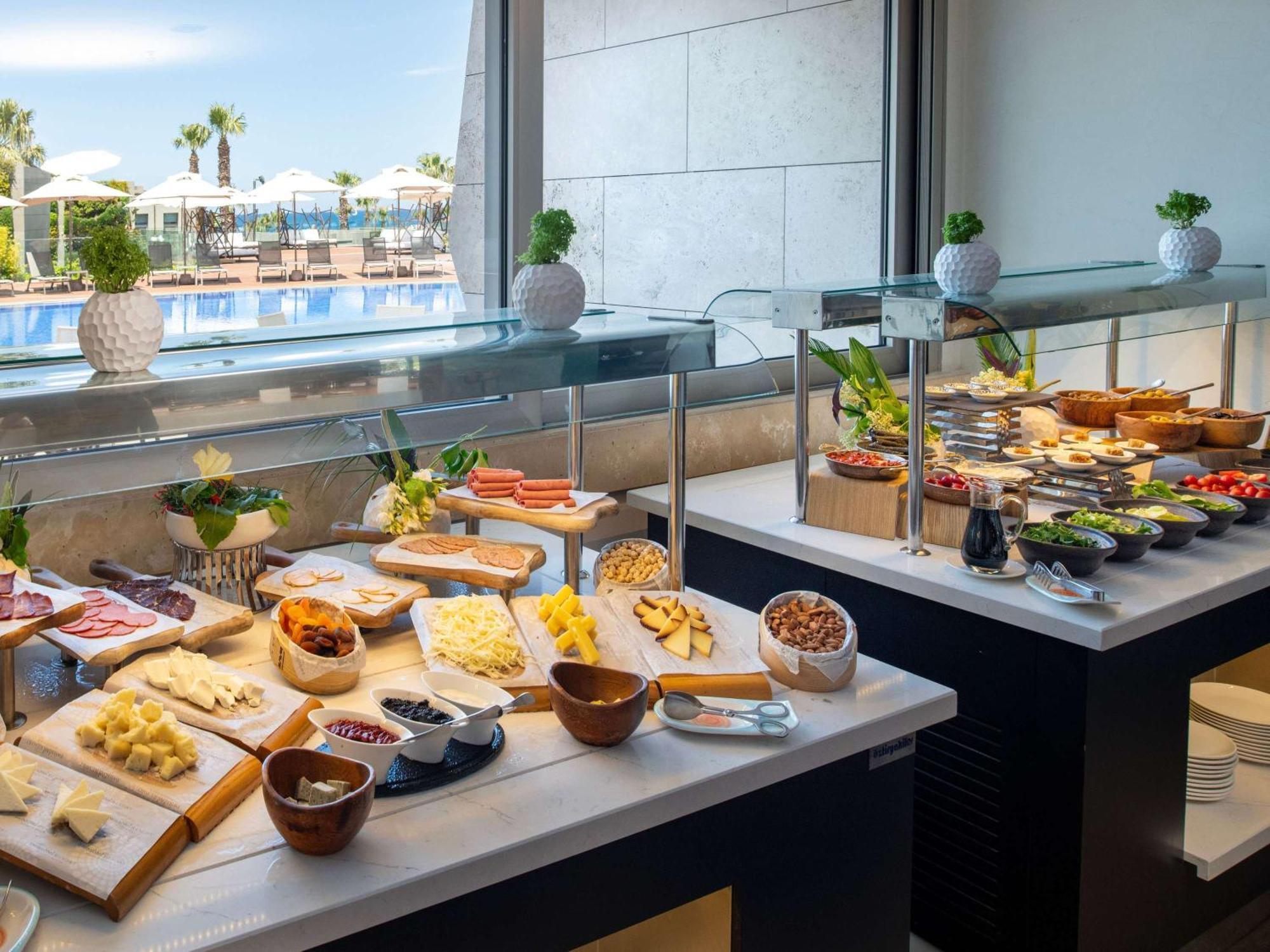 Swissotel Resort Bodrum Beach Turgutreis Exteriör bild
